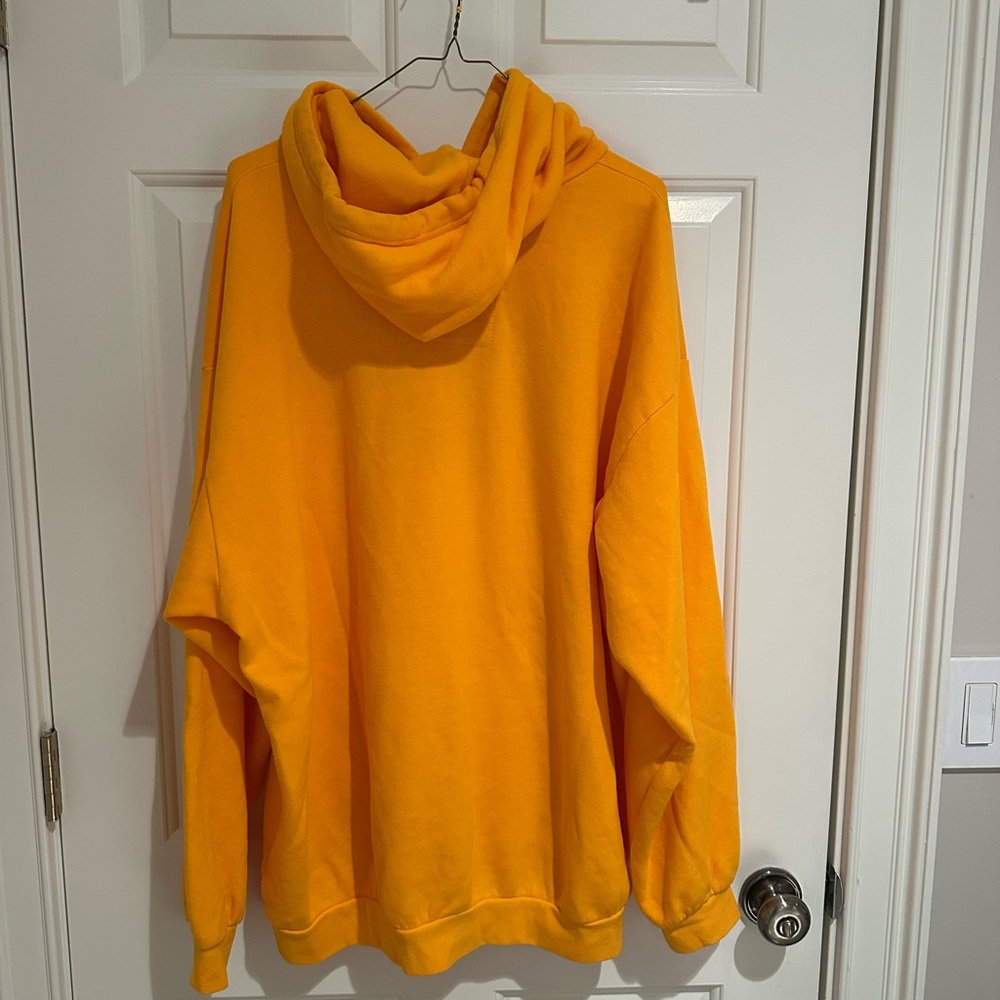 Aviator Nation LOGO PULLOVER RELAXED HOODIE - GOLD - Picture 3 of 3